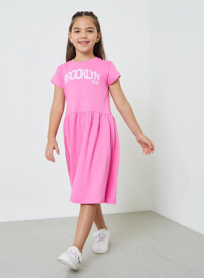 ستايلي Girls Text Print Round Neck T-Shirt Dress