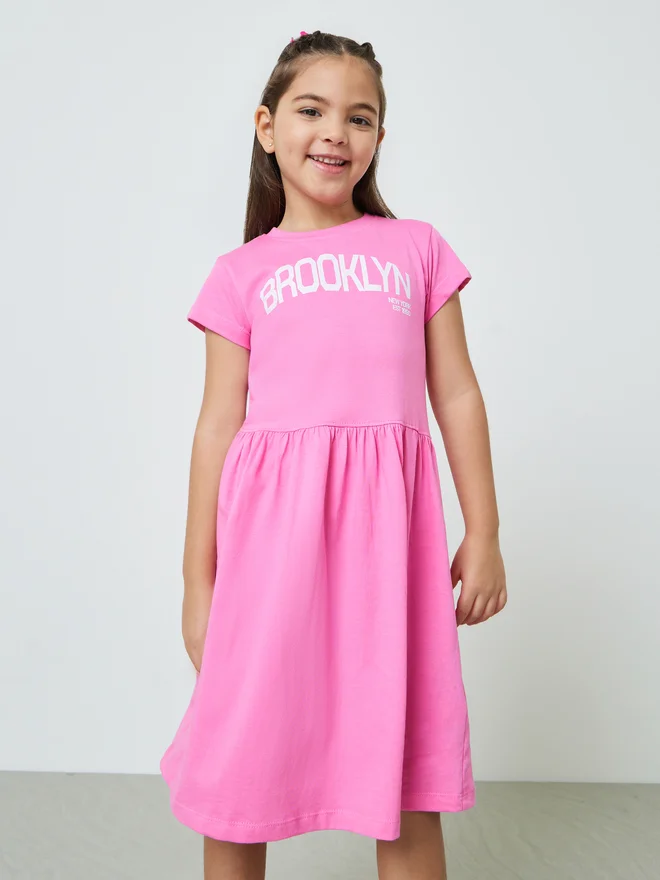 Styli Styli Girls Text Print Round Neck T-Shirt Dress