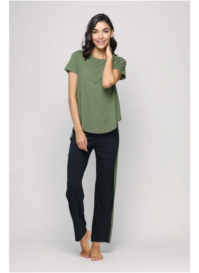 نسيسيرا Movement Black Lounge Pant With Side Green Stripe
