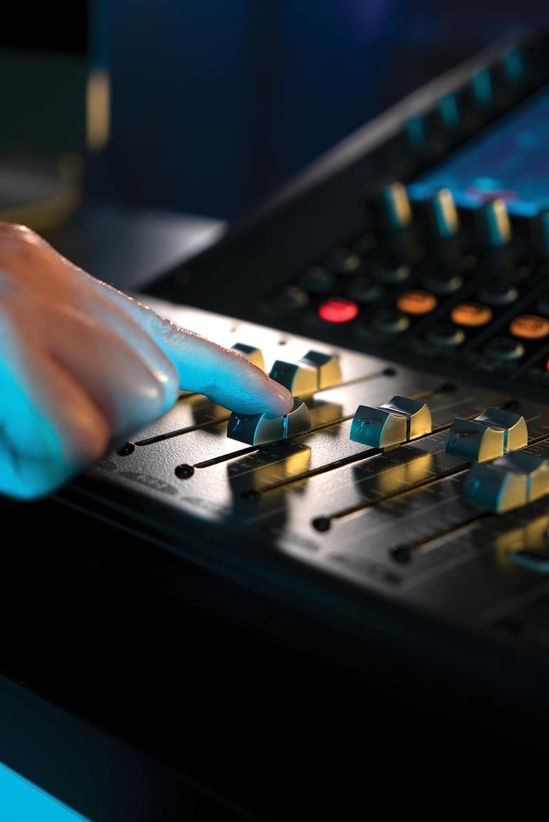 Peavey Aureus 28-channel Digital Mixer - Image 5