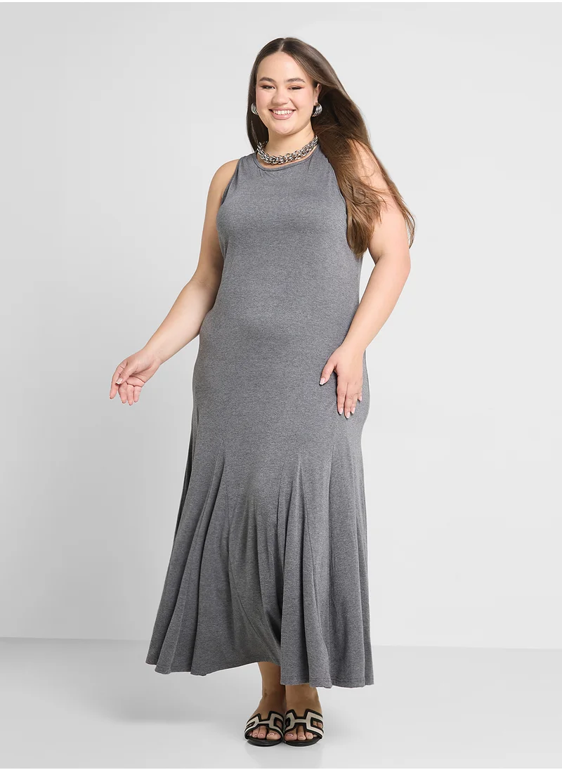 Ginger Plus Sleeveless Jersey Dress With Pleats