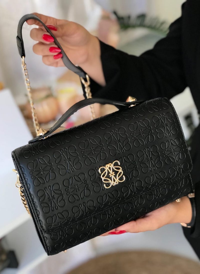 Luxurious and elegant women's bag