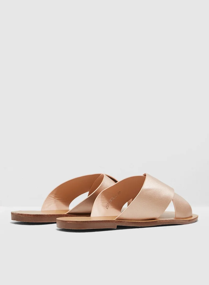 ELLA Cross Over Sandals