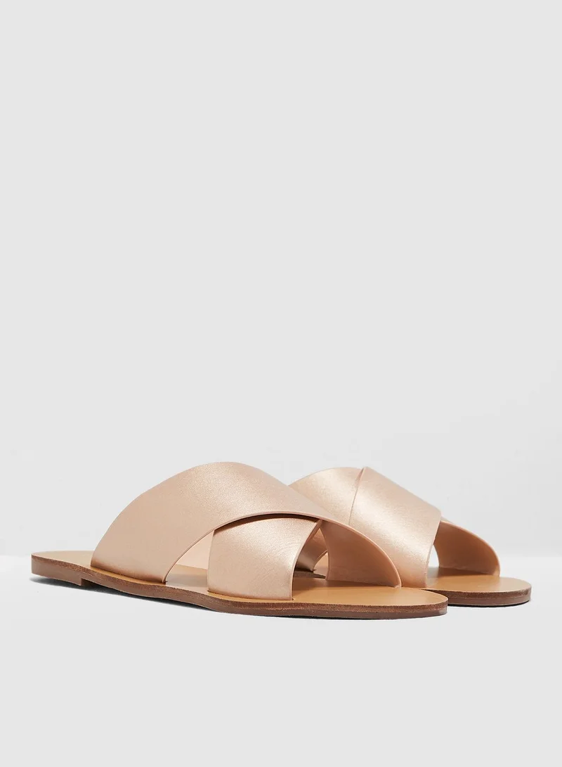 ELLA Cross Over Sandals
