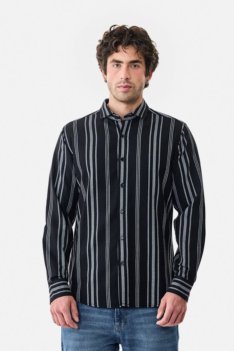 سنيتش قميص قطني مخطط بقصة ضيقة