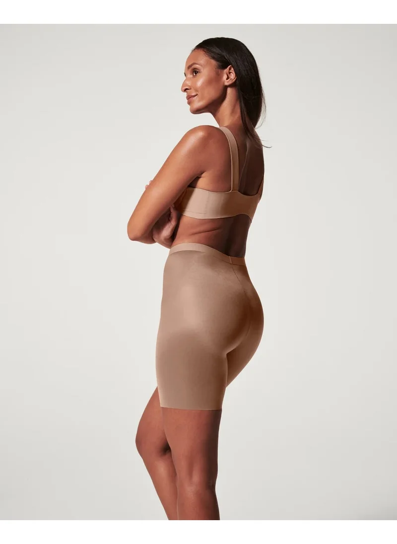 سبانكس Spanx 10234R Mid Thigh Short Nude