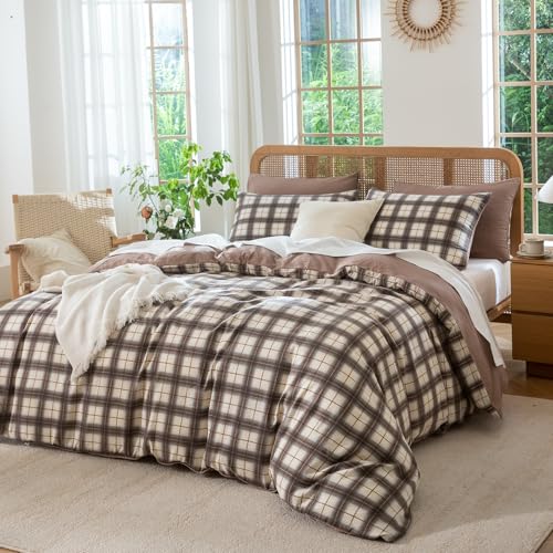 BUPIRD Buffalo Plaid Comforter Set King 3 Pieces Soft Cute Plaid Bedding Comforter Lightweight Check Geometric Style Geometric Comforter Set for All Seasons 1 Comforter and 2 Pillowcases - Image 3