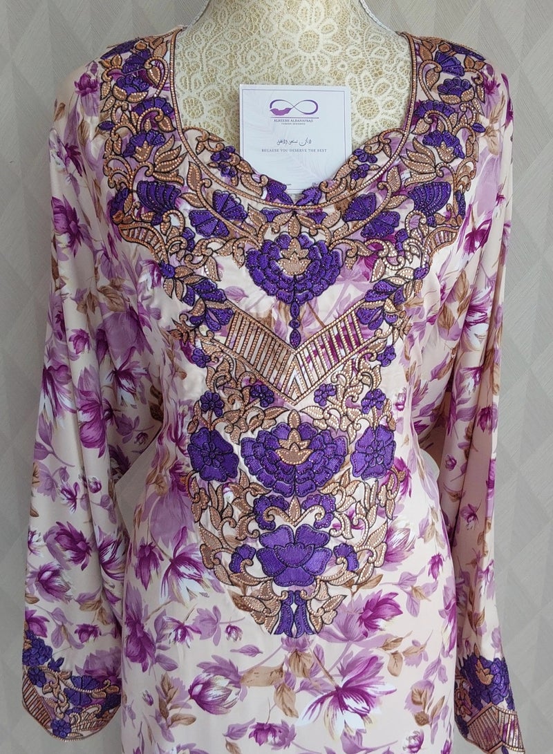 الريش البنفسجي  ALREESH 25 MUKHAWER GULF EMBROIDERY WITH HIS OWN HANDS READY-MADE - Image 2