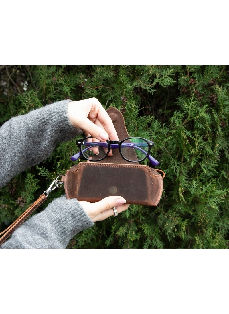 PLM Riviera Leather Strap Glasses Case Antique Brown  - Image 4