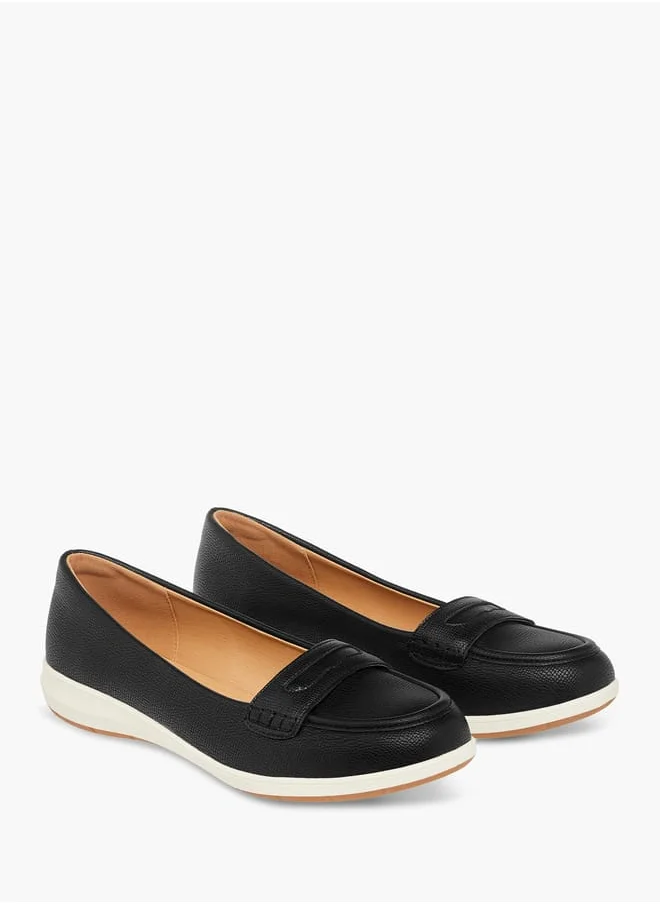 لو كونفورت Women Cutout Detail Slip-On Moccasins