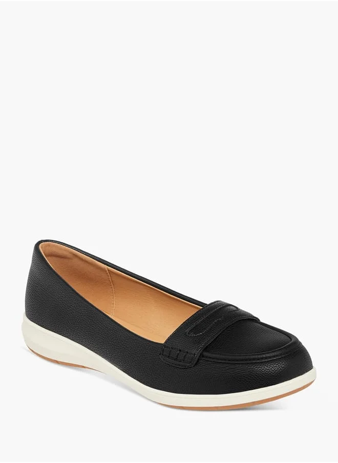 Le Confort Women Cutout Detail Slip-On Moccasins