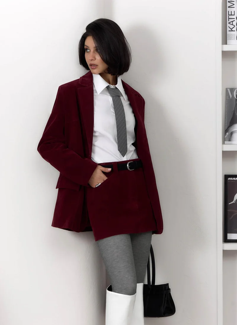 ليتشي تنورة قصيرة مستقيمة من الجلد البيئي