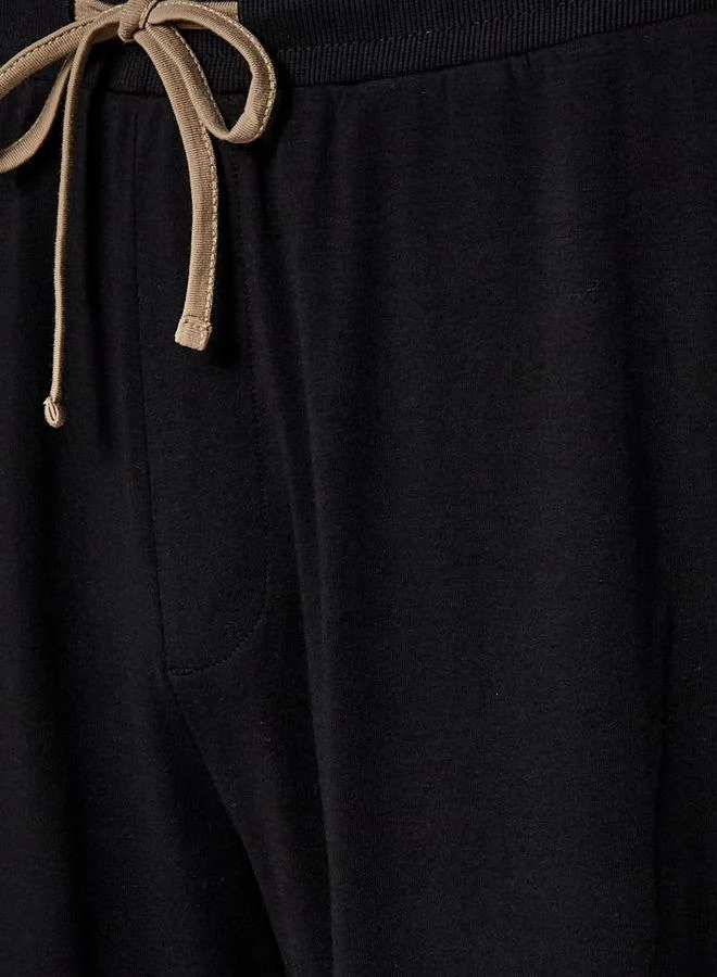 فاف طقم هودي وبنطلون رياضي