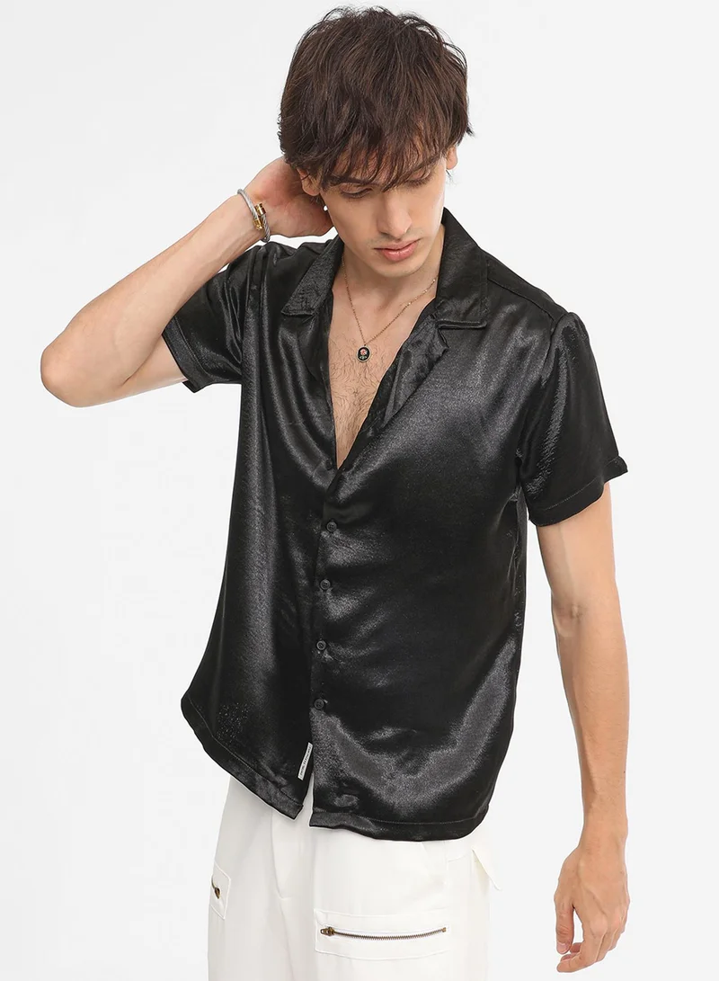 كامبوس سوترا Men's Midnight Black Solid Satin Shirt