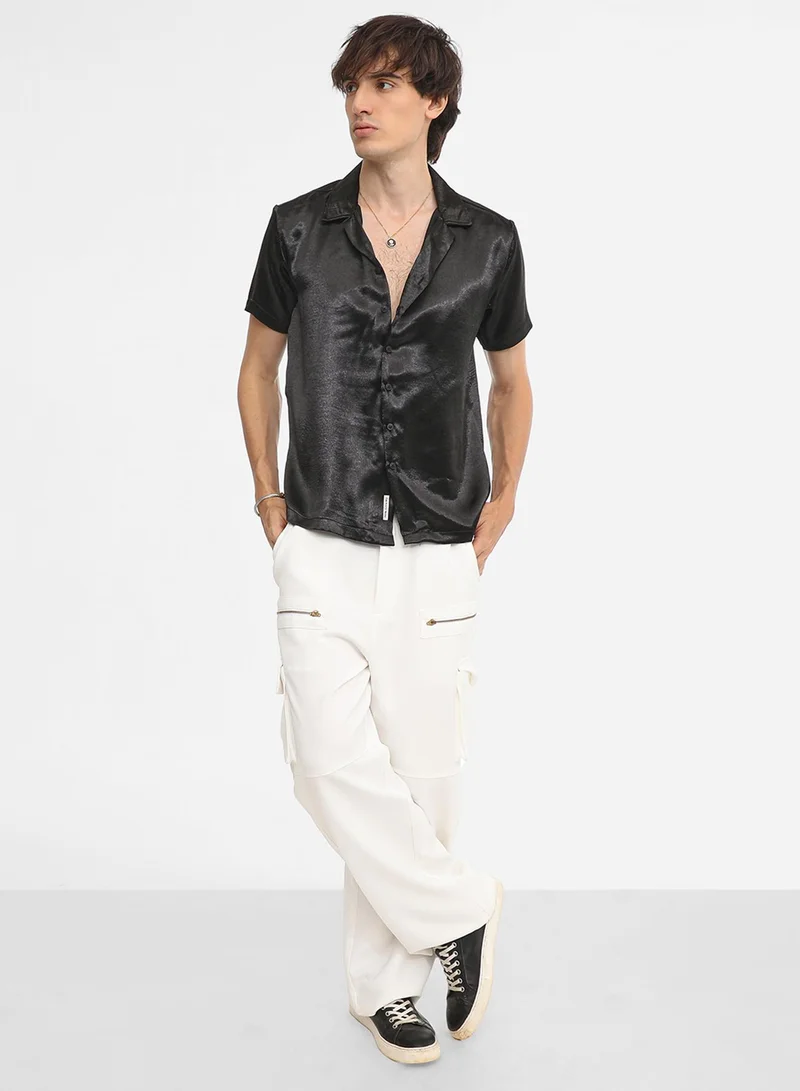 كامبوس سوترا Men's Midnight Black Solid Satin Shirt