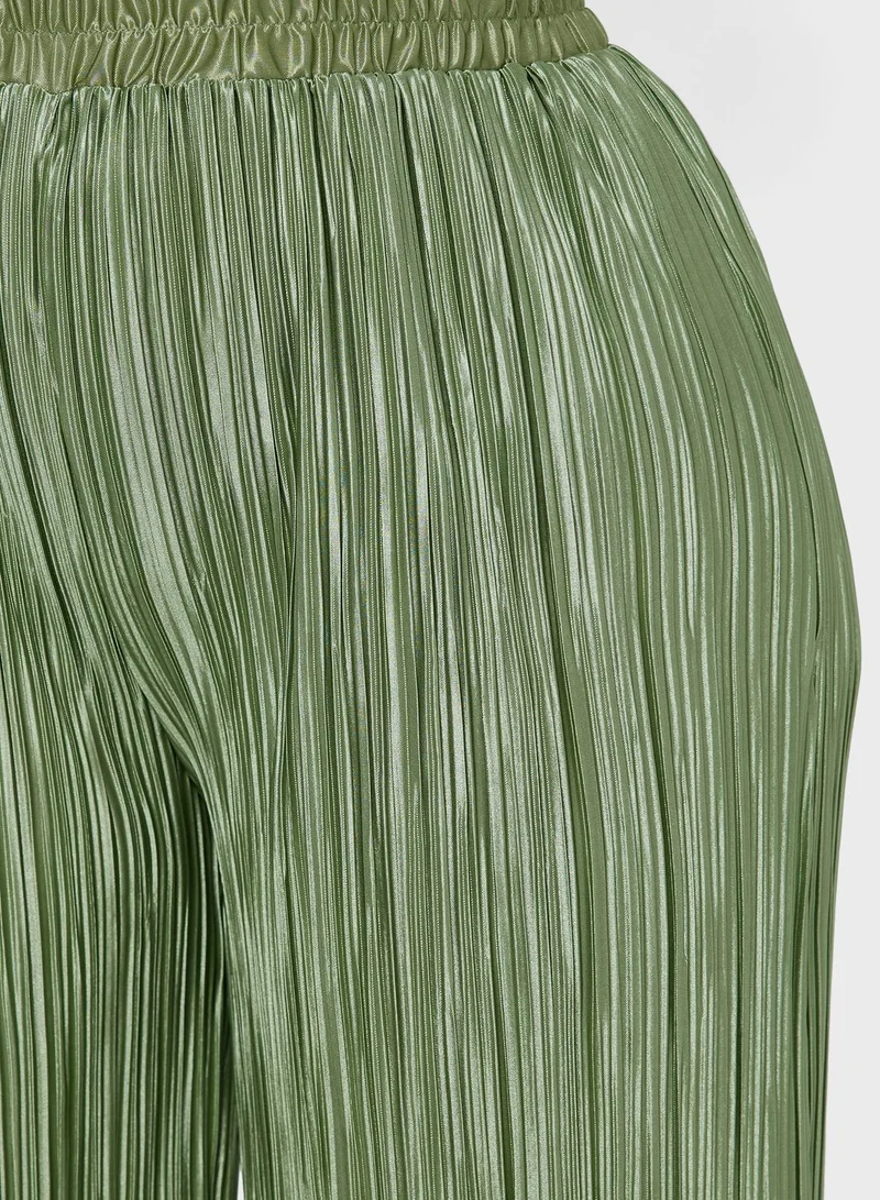 Ella Plus Pleat Textured Flared Pants