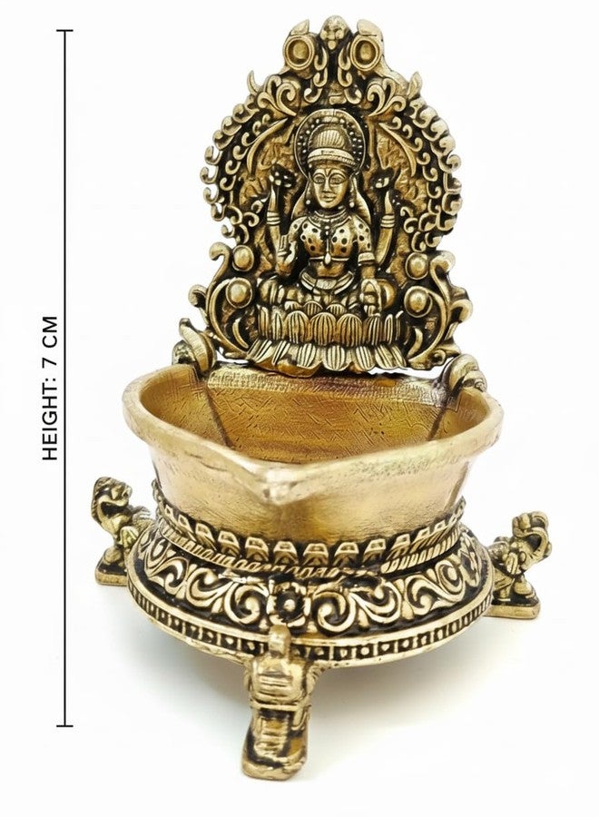 BEXCO مصباح زيت لاكشمي ديا من النحاس، مطلي بالذهب العتيق، مناسب لطقوس العبادة الهندوسية التقليدية وديكورات عيد ديوالي، أبعاده 2.8 × 2 × 3 بوصات، ووزنه 90 غرامًا. - Image 3
