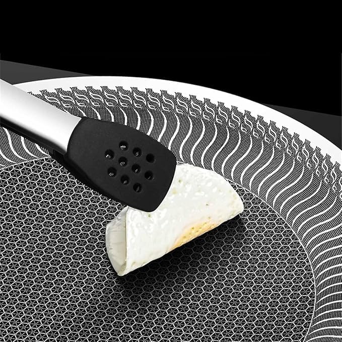 HEVASNEK 34cm Single Handle Grill Pan Durable and Versatile Cookware for Barbecue Camping and Meat Cooking Perfect for Indoor and Outdoor Grilling 34 CM - Image 4