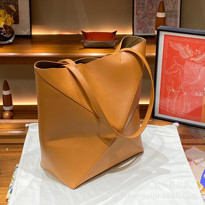 Genuine Leather Folding Tote Bag Fashionable Large Capacity Deformed Geometric Tote Bag Shoulder Crossbody Portable Bucket Bag Women'S Bag - Image 3