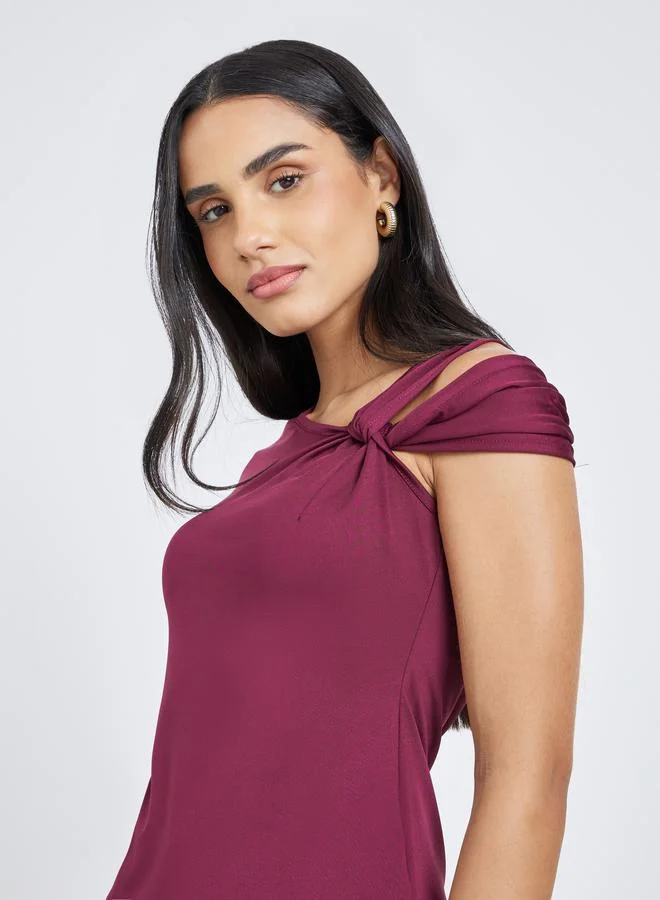 Styli Styli Women Maroon Knot Detail Knit Top
