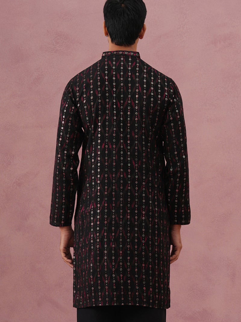 NOZ2TOZ Silk Blend Embroidered Kurta for Men - Image 3