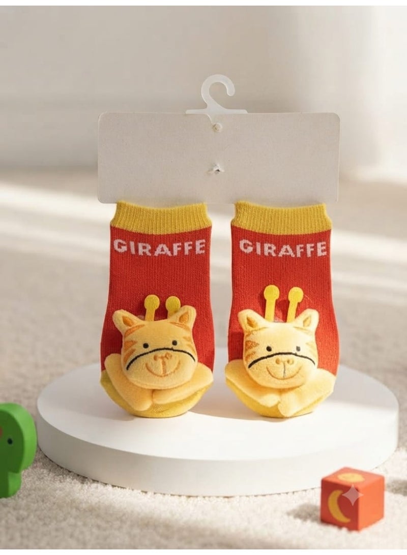 Newborn baby socks with a 3D design, cartoon shapes, sizes from 3 months to 1 year, distinctive colors, product code M680