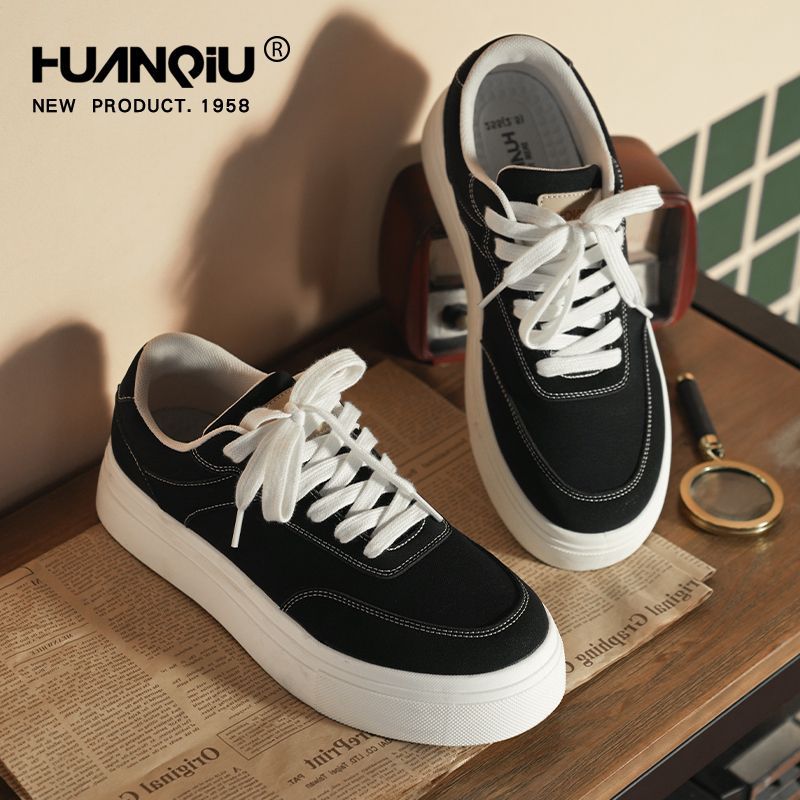 Global High-value Classic Black Handsome Trendy Sneakers 2025 Spring New Thick-soled Height-increasing All-match Height-increasing Shoes - Image 1