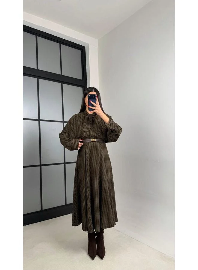 جاوس طقم إيكو مزدوج قميص وتنورة بوشاح أسود مفصل GAUS-00980.