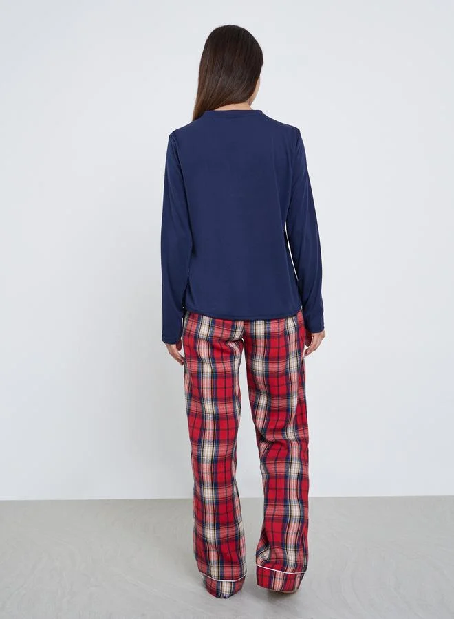 Styli Styli  V Neck Placket T-Shirt and Check Pyjama Set