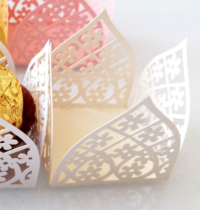 Selling Wedding Hollow Decoration Candy Box Beautiful Chocolate Paper Lace Valentine'S Day Party Candy Box - Image 1