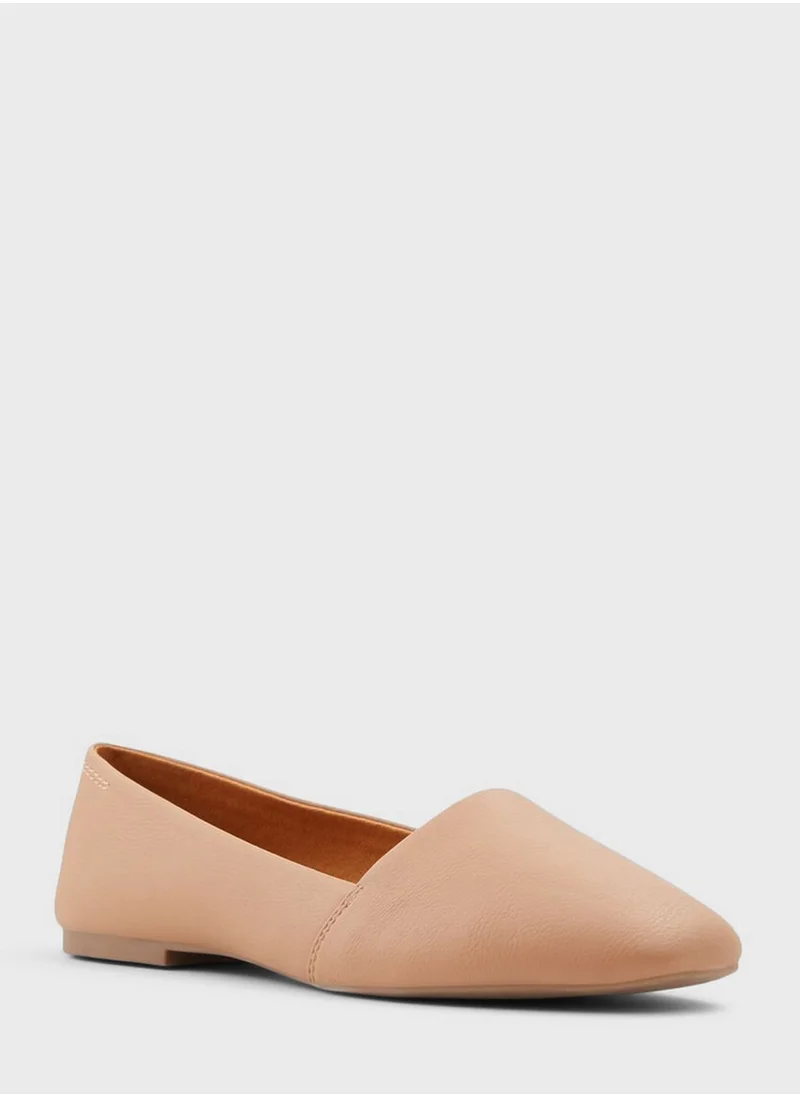 CALL IT SPRING Samantha Ballerinas