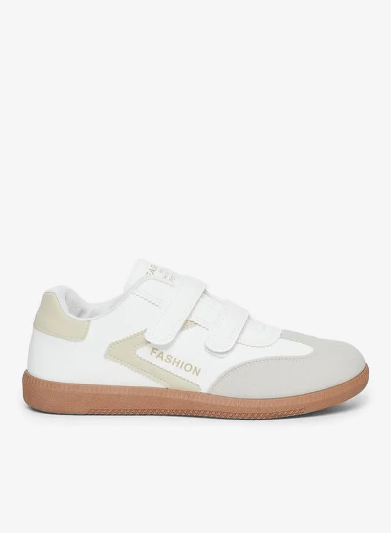 ستايلي اكتيف حذاء سنيكرز بتفاصيل شريط للإغلاق