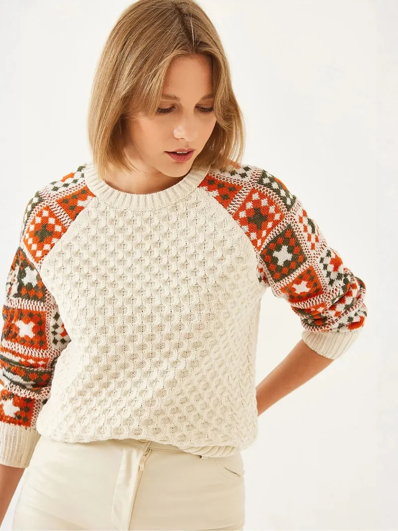 Bianco Lucci Ivory Natural LUCCI Textured Knitwear Crew Neck Sweater for Women | Best Price UAE