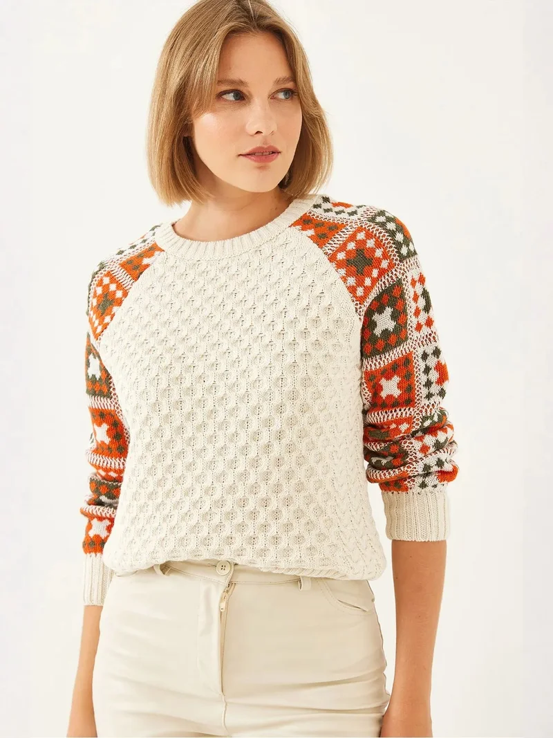 Bianco Lucci Ivory Natural LUCCI Textured Knitwear Crew Neck Sweater for Women | Best Price UAE