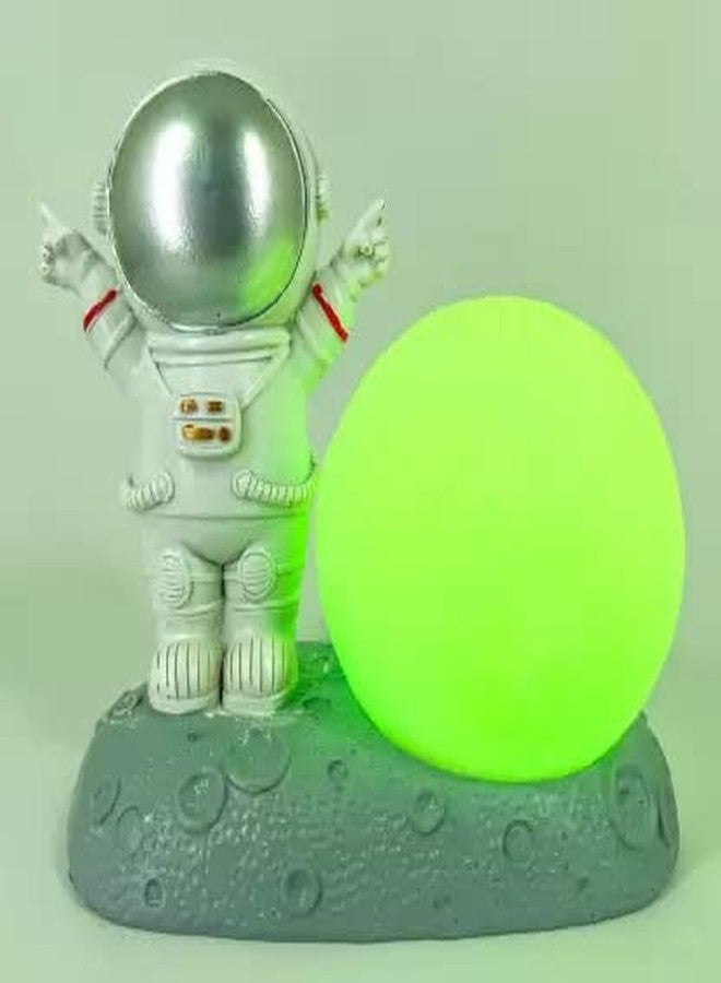 Lezoir Astronaut Moon lamp Decoration Night Light 1-Peice - Image 3