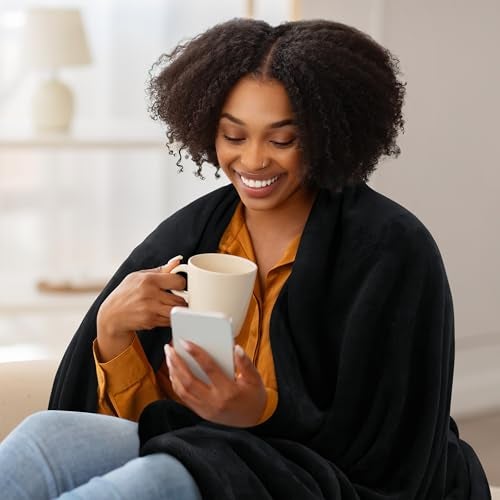 Utopia Bedding Fleece Blanket King Size Black 300GSM Luxury Anti-Static Fuzzy Soft Microfiber Bed Blanket (90x102 Inch) - Image 3