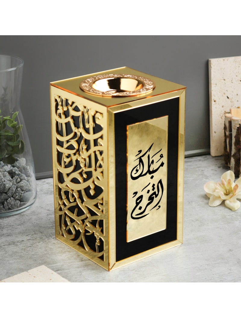 حكاية شمعة مبخره بخور مصنوعه من الاكريليك اللامع ، تحمل عبارة "مبارك التخرج" بتصميم مميز - Image 1