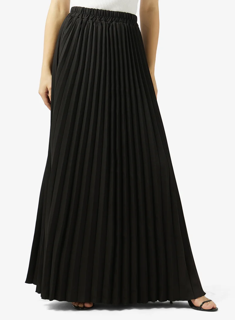 Ginger Longline Top And Pleated Skirt Set