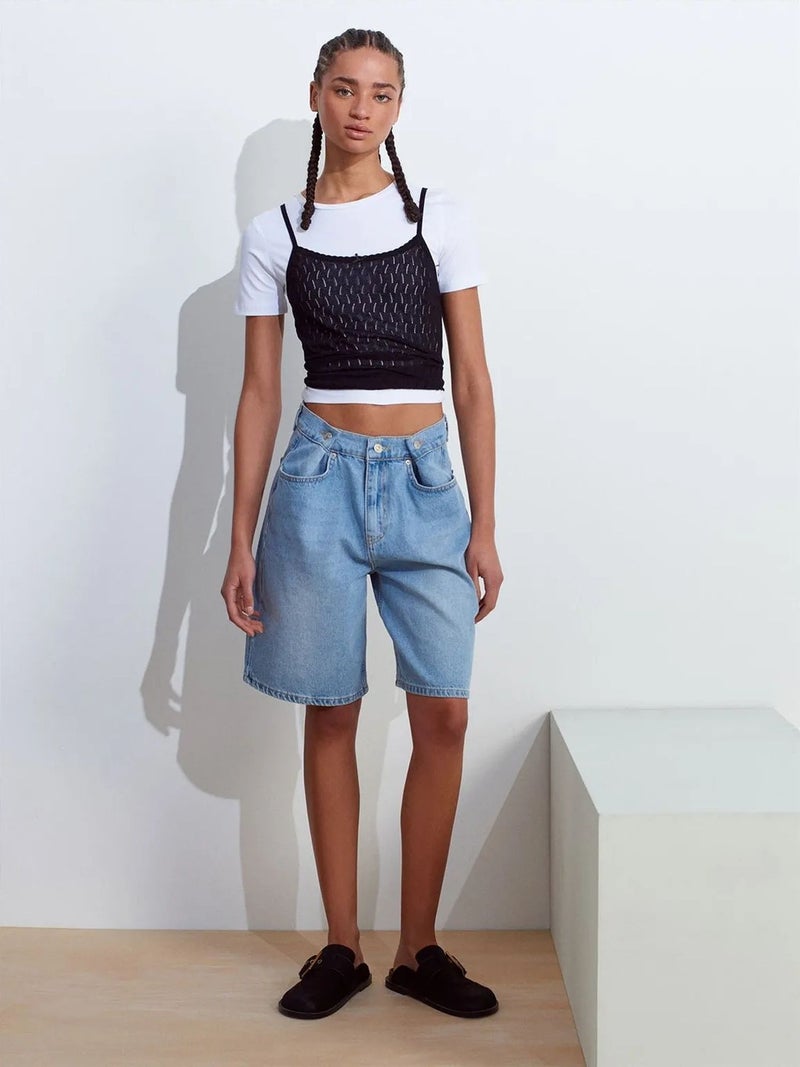 DILVIN Textured Crop Cami Blouse With Bow Detail - Image 3