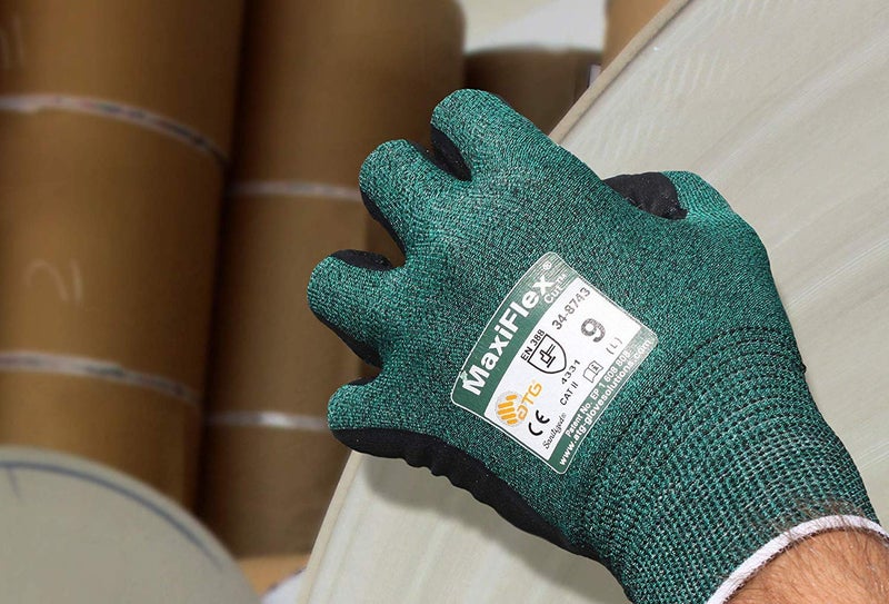 Maxiflex 3 عبوات من قفازات العمل المطلية بالنتريل المقاومة للقطع 34-8743 مع غلاف محبوك باللون الأخضر وقبضة من الفوم الدقيق المطلي بالنتريل الممتاز على راحة اليد والأصابع. الحجم: صغير - Image 5