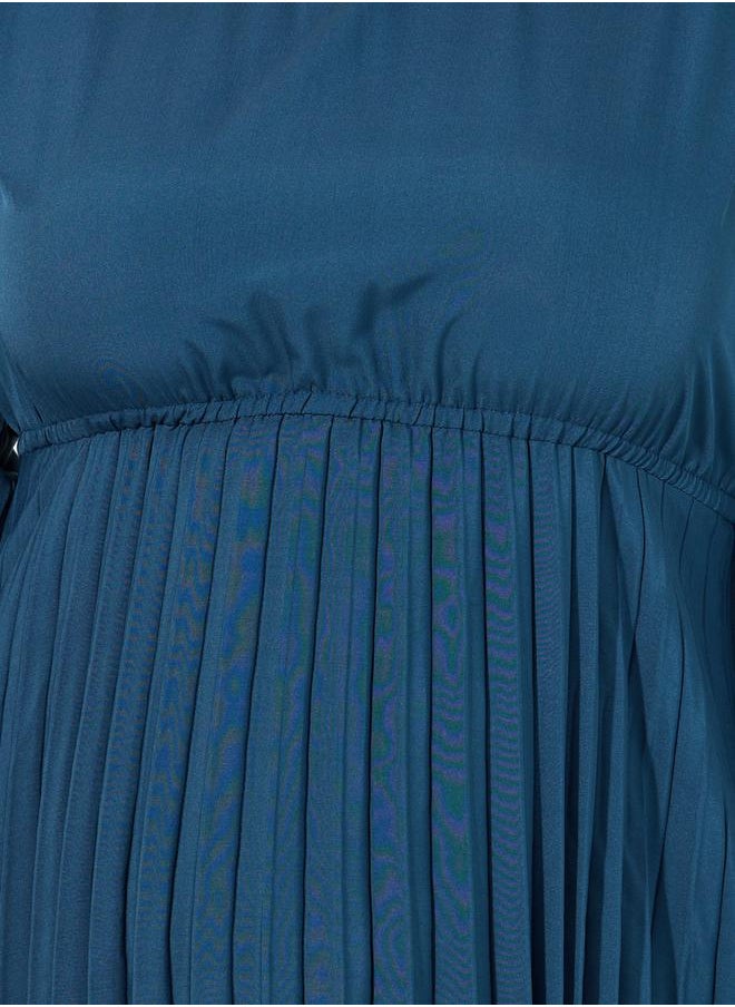Styli Pleated Midi Dress  - Image 4