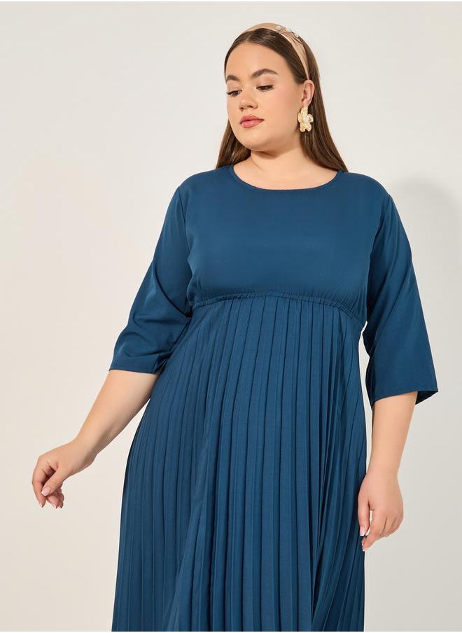 Styli Pleated Midi Dress  - Image 3