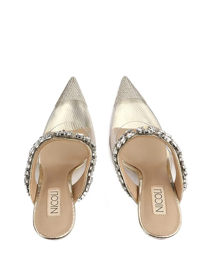 نيكولي فلوسي