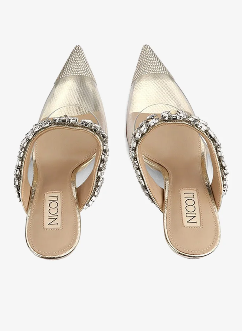Nicoli Flossie