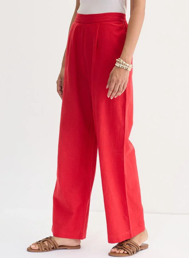 فيميلا بنطال بقصة عادية من قماش قطني وكتان