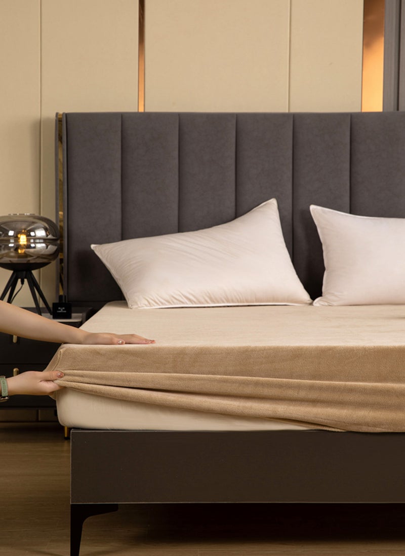 Sharpdo - 3-Piece Bedding Set, Thickened Milk Velvet Fitted Sheet Set, with 2 Pillowcases, Suitable for 2-Meter Bed (200*220cm) - Image 1