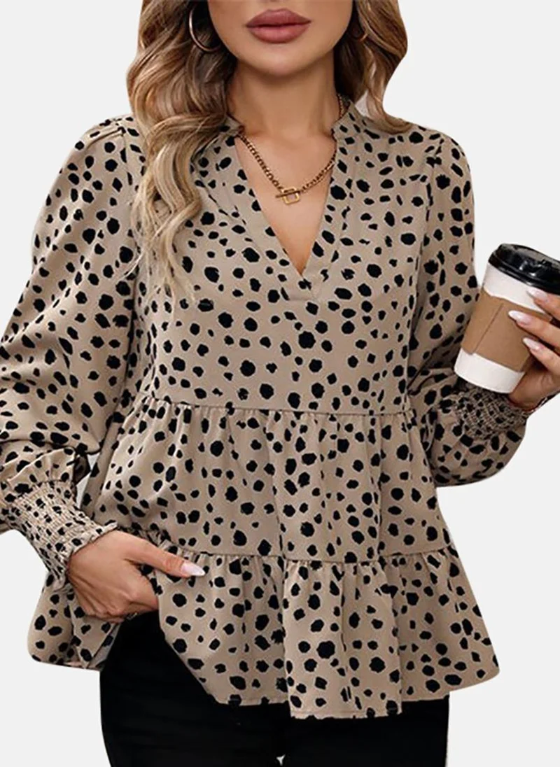 يونيكي Khaki Abstract Printed V-Neck Top