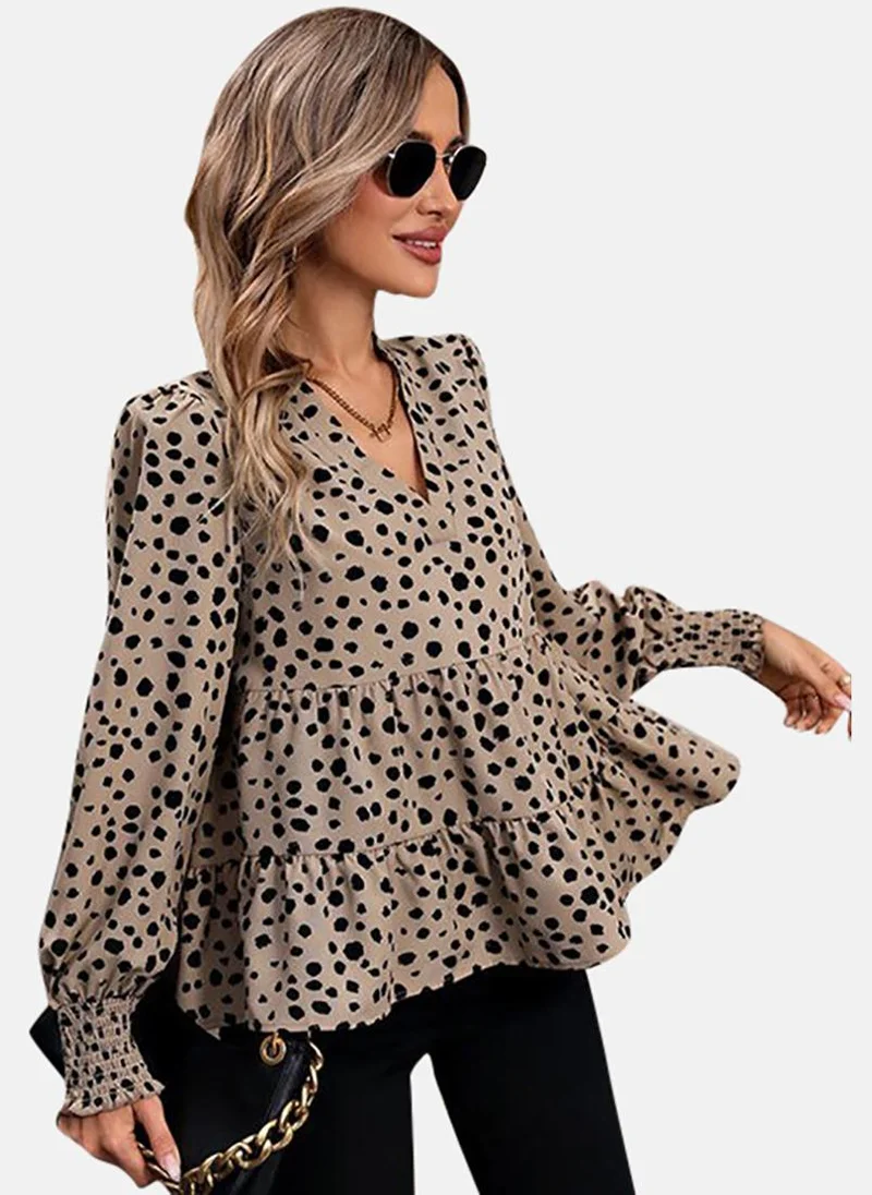 يونيكي Khaki Abstract Printed V-Neck Top
