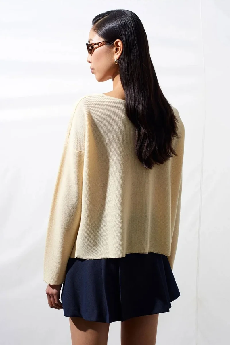Dilvin Cream Natural DILVIN Women's V-neck Ribbed Knit Sweater for Women | Best Price UAE