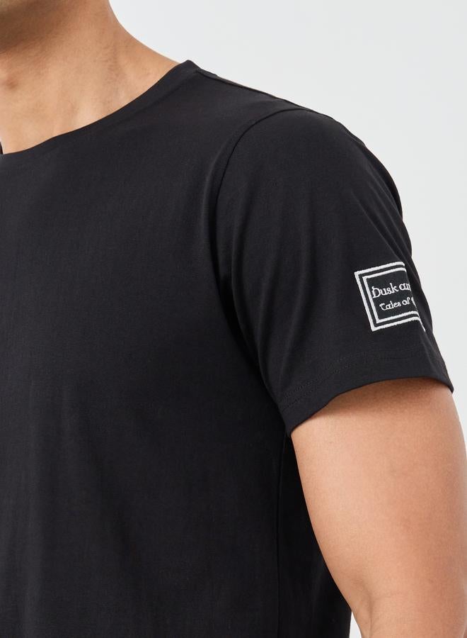 ستايلي تيشيرت جيرسي بقصة عادية بتفاصيل شعار ستايلي - Image 3